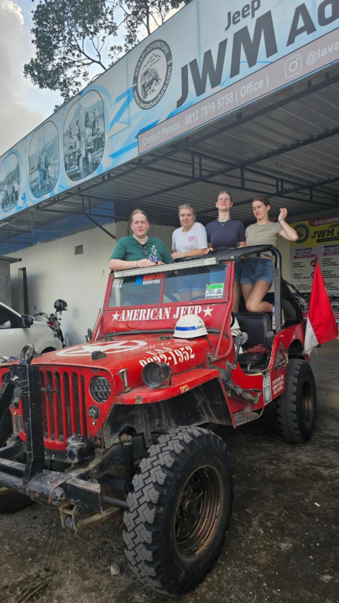 Oke Baik Hostel Yogyakarta Eksteriør billede
