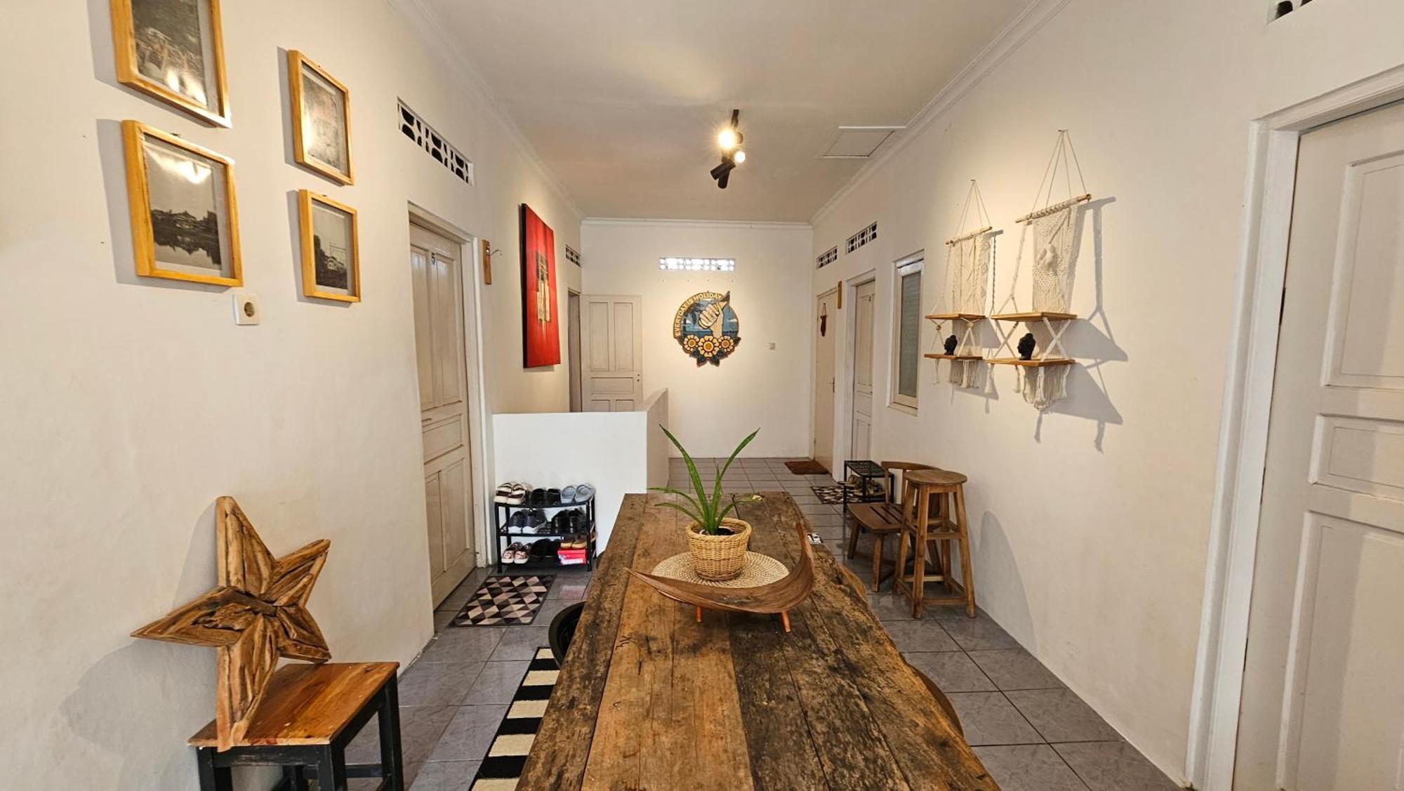 Oke Baik Hostel Yogyakarta Eksteriør billede