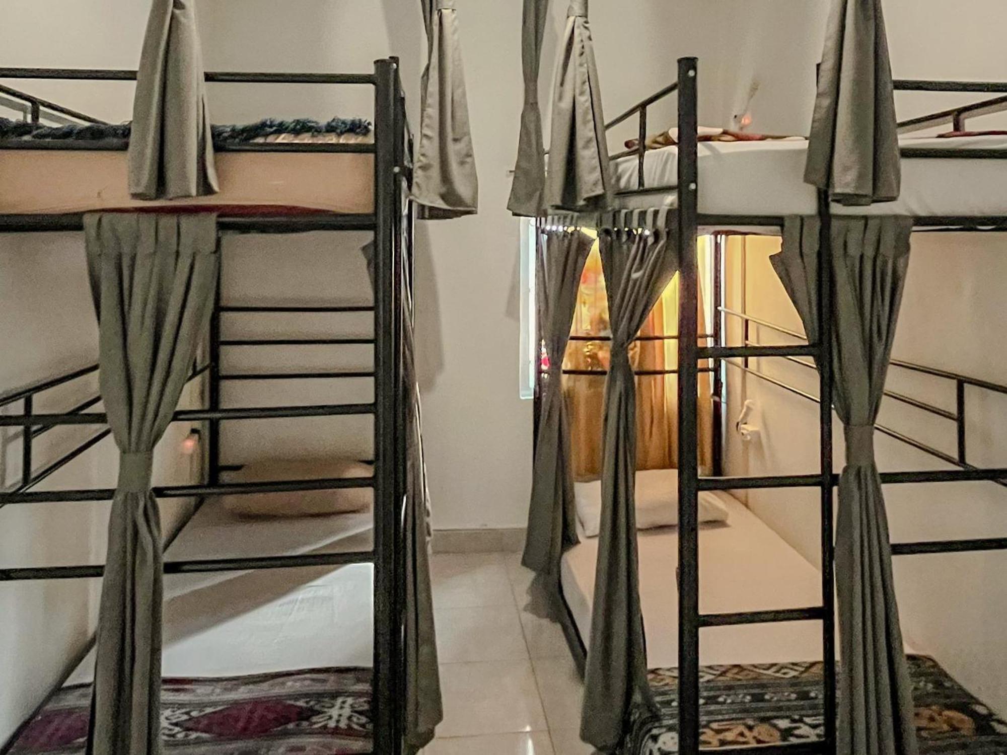 Oke Baik Hostel Yogyakarta Eksteriør billede